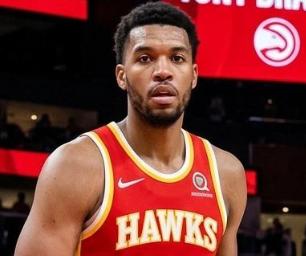Shams：老鹰与布拉德利签约至本赛季结束-NBA新闻