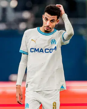 阿兹丁·乌纳希效力于马赛。🇲🇦🎱
